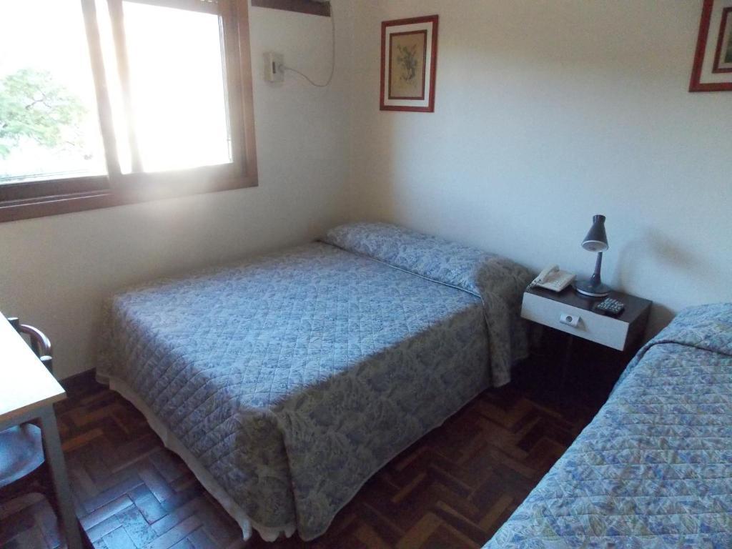 Hotel Porto Alegre Szoba fotó
